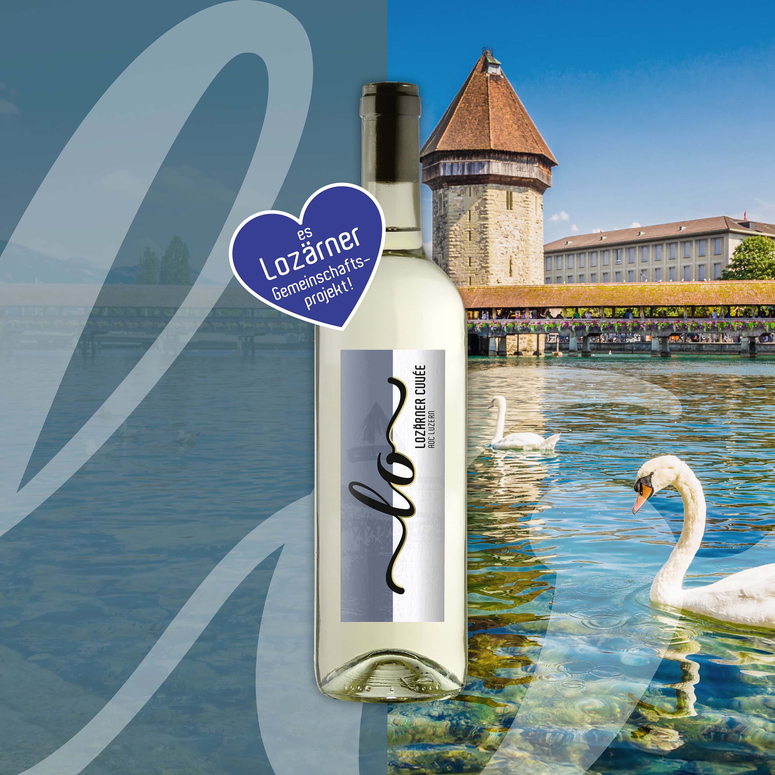 flasche lozärner cuvée vor der kapellbrücke in luzern, mit herz-störer «es lozärner gemeinschaftsprojekt»